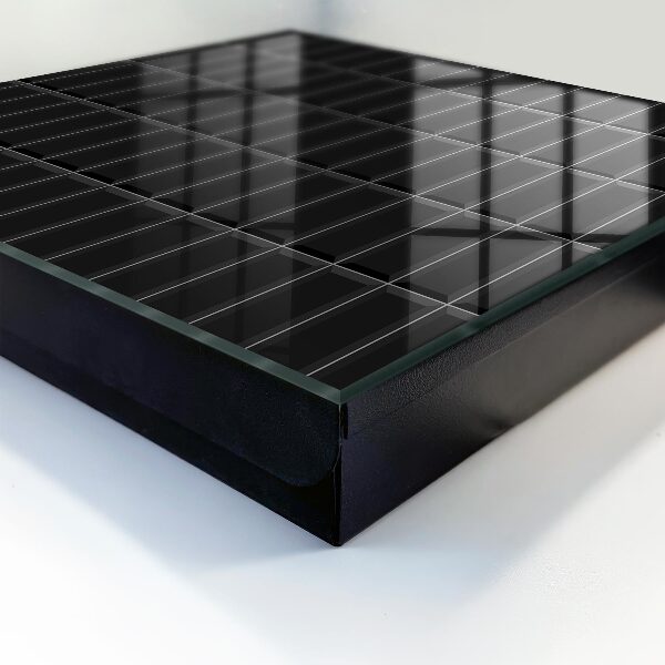 Caja para llaves de color negro con diseño rectangular