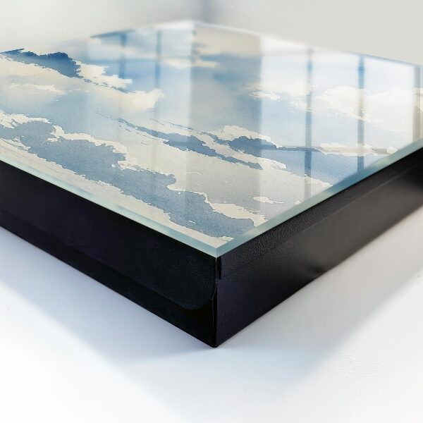 Caja para llaves con diseño de nubes en el cielo