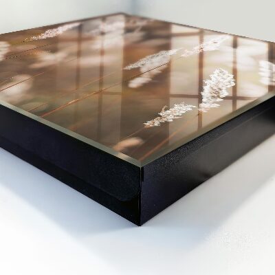 Caja para llaves con diseño de hierbas en el prado