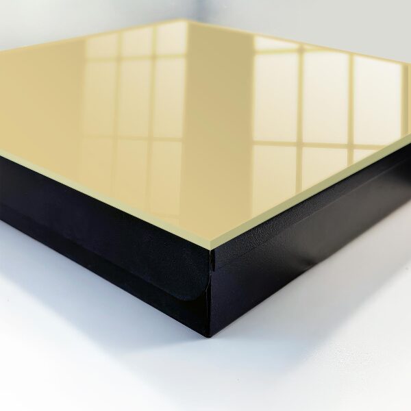 Caja para llaves de color mostaza