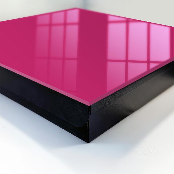 Armario para llaves de color rosa intenso