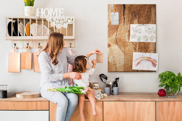 Tablero de corcho para pared Diseño de madera natural en tonos cálidos