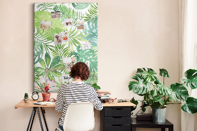 Tablero de corcho para pared Estampado de hojas tropicales en tonos verdes.