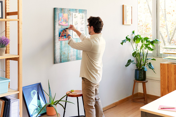 Tablero de corcho para pared Textura de madera en tonos azules