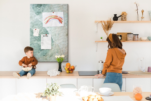 Decoración pizarra de corcho Mármol verde con vetas delicadas