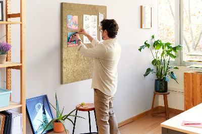 Tablón de corcho Papel dorado con alfileres de colores