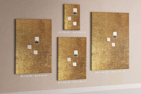 Tablón de corcho Papel dorado con alfileres de colores