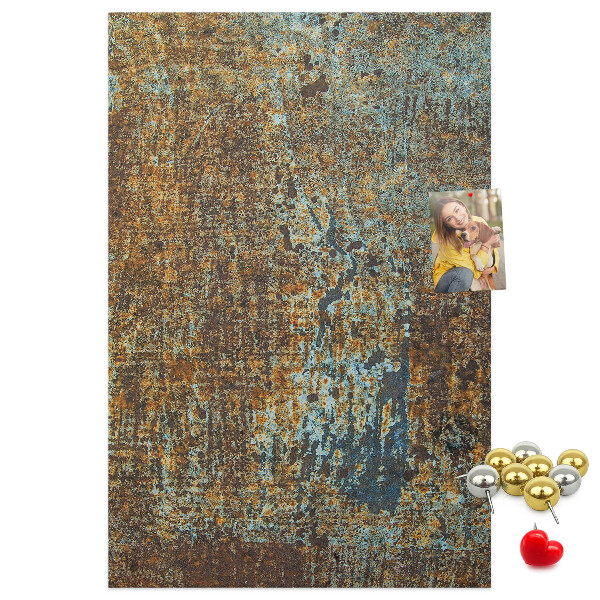 Decoración pizarra de corcho Textura rústica con detalles azules.