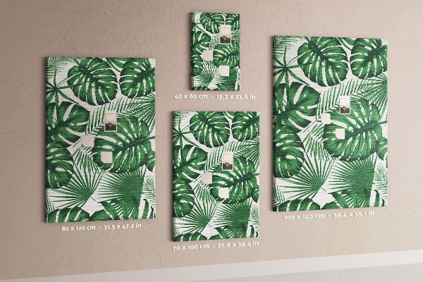 Tablón de corcho Hojas de monstera sobre un fondo claro