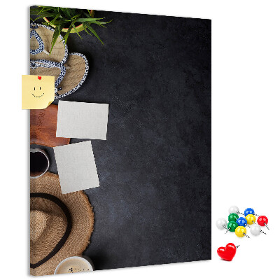 Tablero de corcho Diseño elegante con toques naturales.
