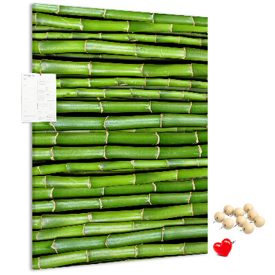 Tablón de corcho Tallos de bambú verde en una disposición armoniosa