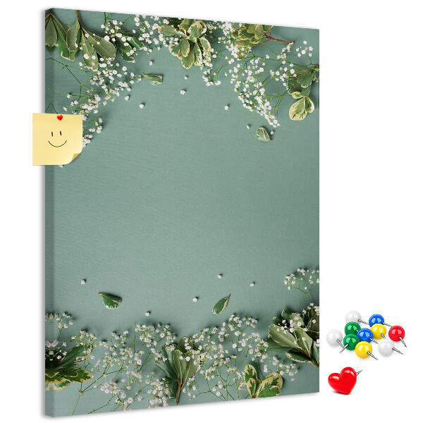 Pizarra de corcho decorativa fondo verde con flores y hojas delicadas