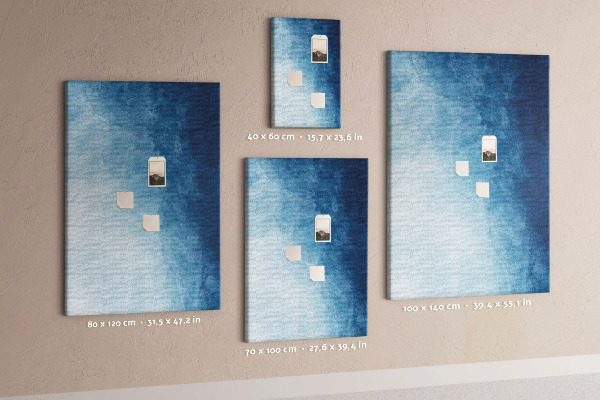Tablero de corcho para pared en tonos de azul con un delicado tejido