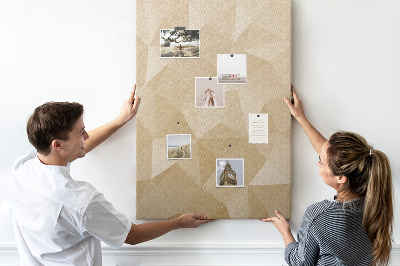 Tablero de corcho para pared Geometría en tonos beige y marrón.