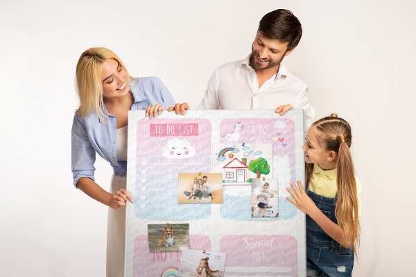 Pizarra de corcho decorativa con diseño de cuadernos coloridos de unicornio