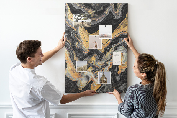 Tablero de corcho para pared Ondas abstractas de mármol dorado y negro
