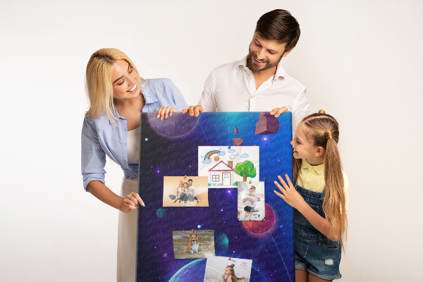 Tablero de corcho para pared con diseño de paisaje espacial de planetas y asteroides