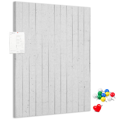 Pizarra de corcho decorativa con fondo de textura de madera clara