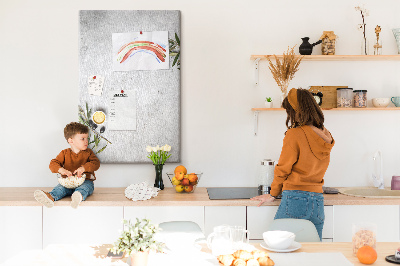 Tablero de corcho con fondo minimalista en tono verde oliva