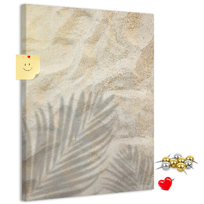 Tablero de corcho para pared con diseño de arena del desierto y la delicada sombra de una hoja