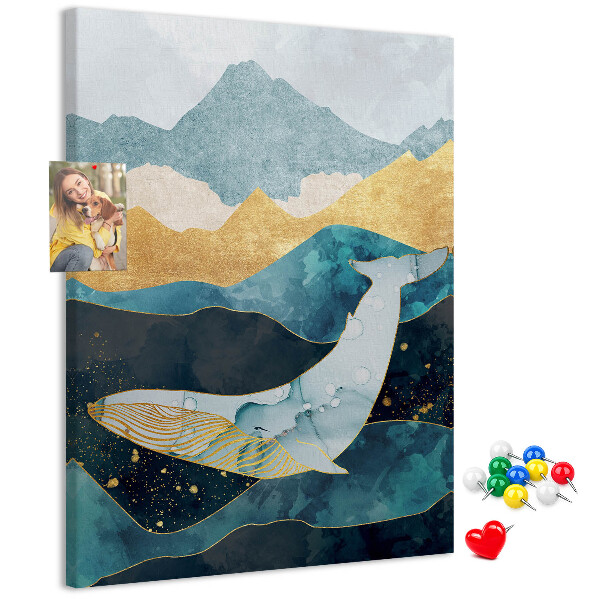 Tablero de corcho para pared diseño de ballena entre olas montañosas