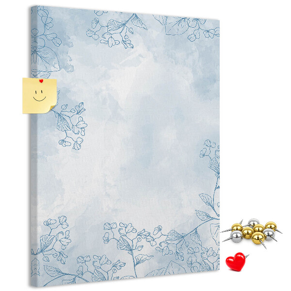 Tablero de corcho para pared con diseño de delicadas flores azules sobre fondo de acuarela