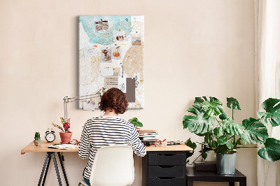 Tablero de corcho para pared con diseño de formas abstractas en colores delicados
