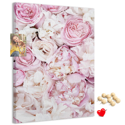 Pizarra de corcho decorativa con diseño de flores rosas en combinación de colores delicada