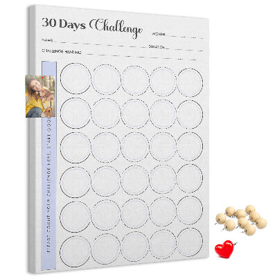 Tablero de corcho Reto de 30 días con espacio para notas.