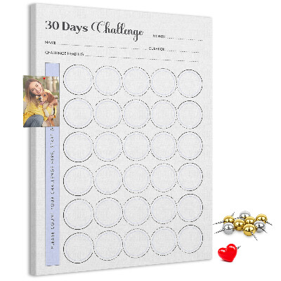 Tablero de corcho Reto de 30 días con espacio para notas.
