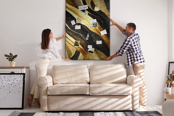 Tablero de corcho para pared con textura de tela de ondas doradas y negras