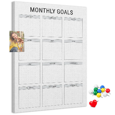 Tablero de corcho Planificar los objetivos mensuales en el calendario.