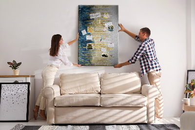 Decoración pizarra de corcho Líneas doradas contra el mar azul