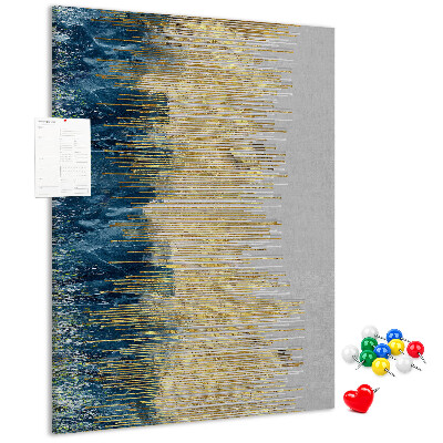 Decoración pizarra de corcho Líneas doradas contra el mar azul
