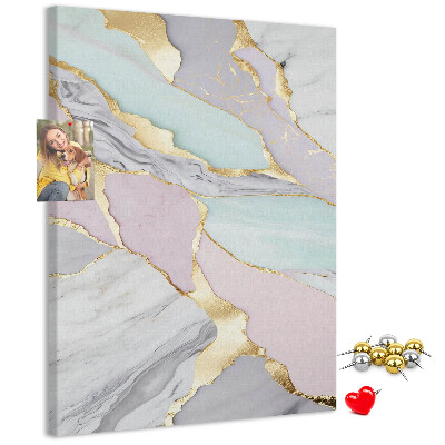 Tablero de corcho Una elegante combinación de mármol y tonos pastel.