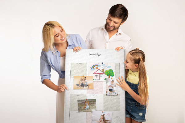 Tablero de corcho para pared con diseño minimalista de agenda anual