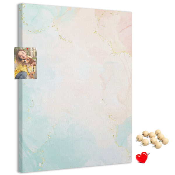 Pizarra de corcho decorativa con diseño de delicados lunares en tonos pastel y detalles dorados