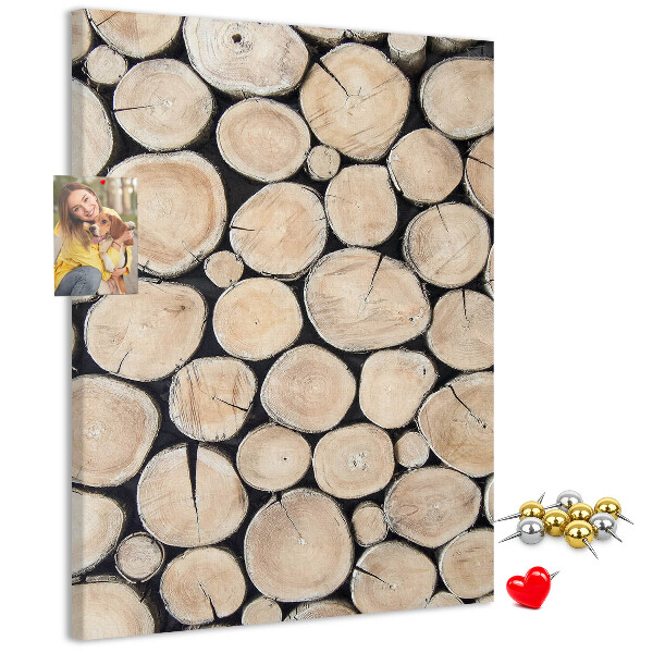 Tablero de corcho Tablones de madera dispuestos de forma natural.