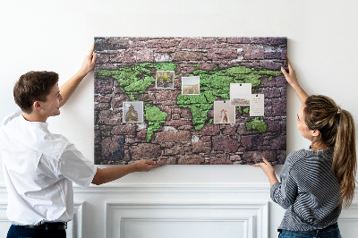 Pizarra de corcho mapamundi en diseño de pared de piedra verde