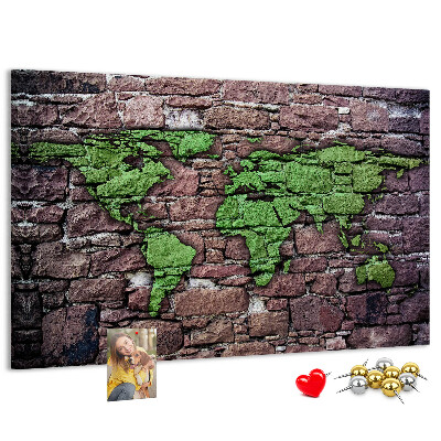 Pizarra de corcho mapamundi en diseño de pared de piedra verde