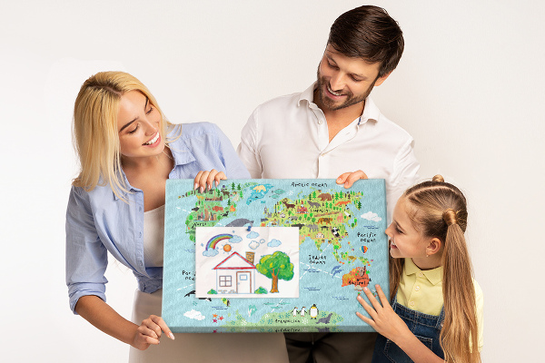 Tablero de corcho decorativo mapa mundial colorido con animales y continentes