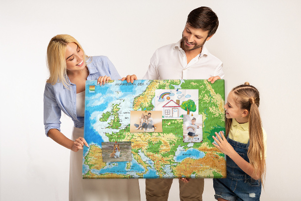 Tablero de anuncios mapa de Europa con indicaciones geográficas