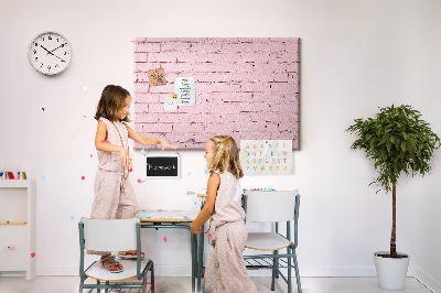 Tablero de anuncios con diseño de pared de ladrillo texturizado rosa