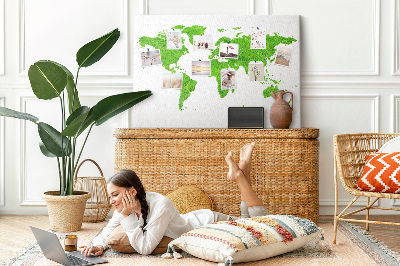 Pizarra de corcho Mapa del mundo verde con césped.