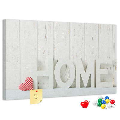 Tablero de anuncios con inscripción HOME elegante sobre fondo blanco