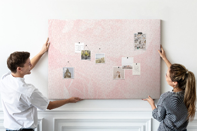 Tablero de corcho decorado con diseño de delicadas rosas rosadas