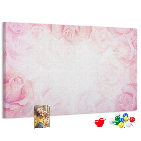 Tablero de anuncios con diseño de rosas rosadas delicadas al fondo