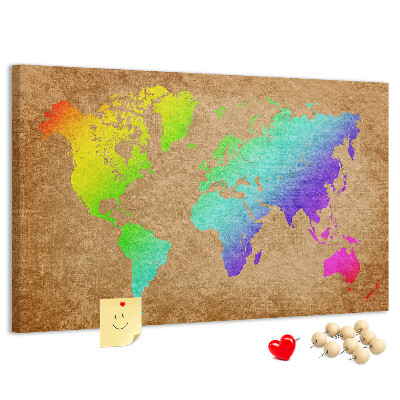 Tablero de corcho decorativo mapa del mundo colorido sobre fondo marrón