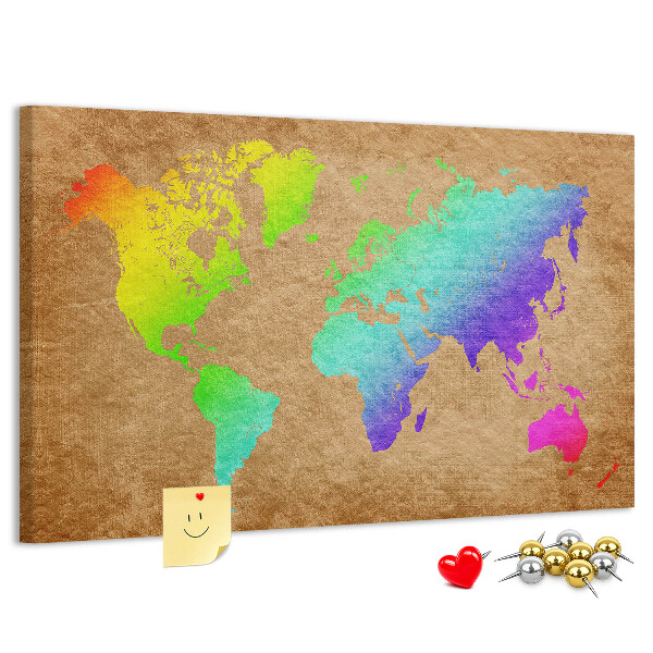 Tablero de corcho decorativo mapa del mundo colorido sobre fondo marrón