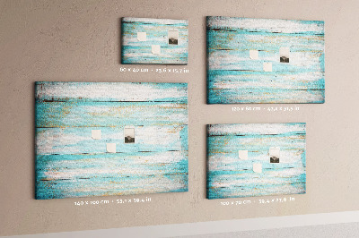 Tablero de anuncios de madera en tonos azules